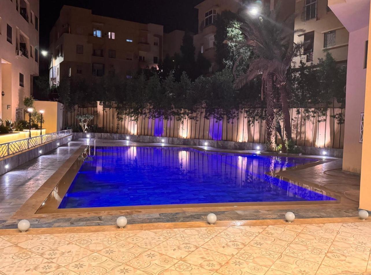 Appartement 3 Chambres Avec Piscine Marrakesh Exterior photo